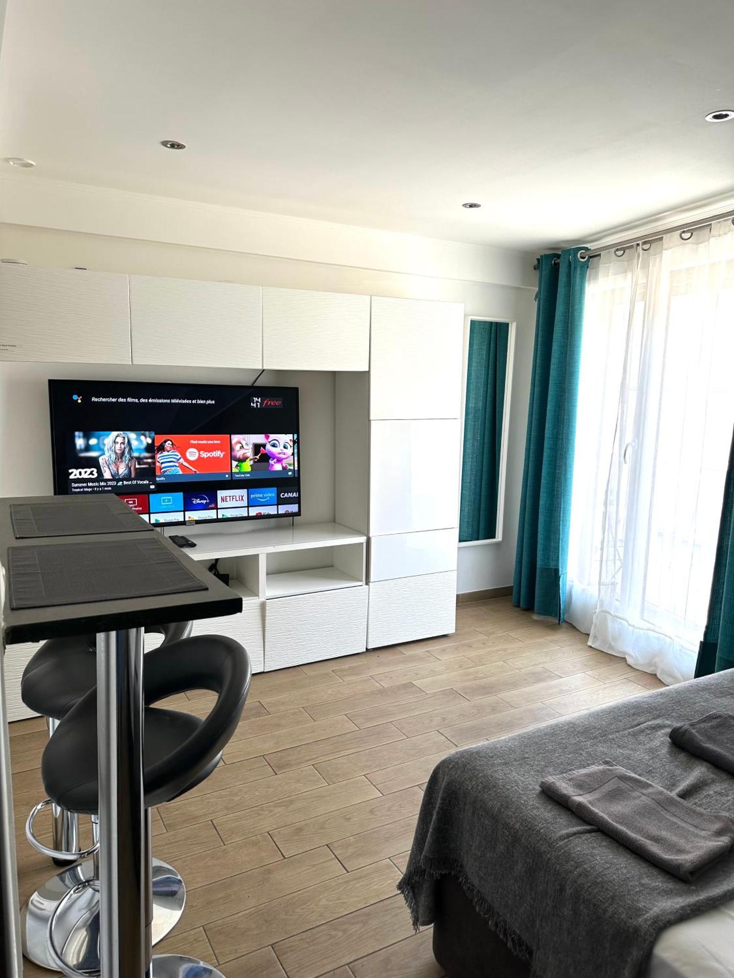 Studio Gare Saint Charles Marseilles Exterior foto